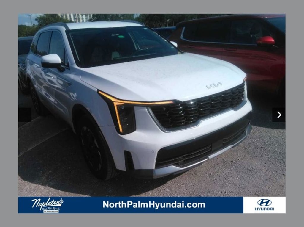 Used 2024 Kia Sorento S SUV