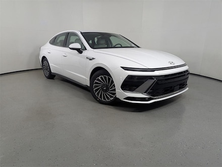 2025 Hyundai Sonata Hybrid SEL Sedan