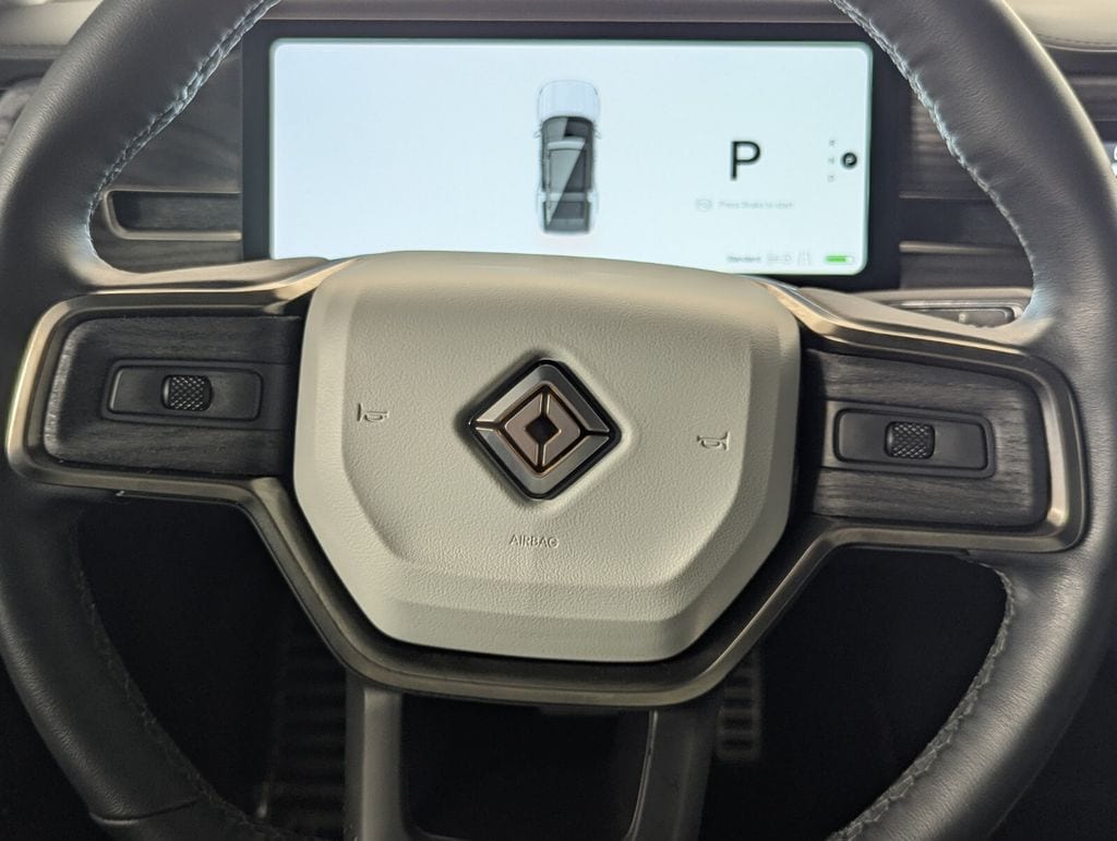 2023 Rivian R1S Adventure - Photo 16