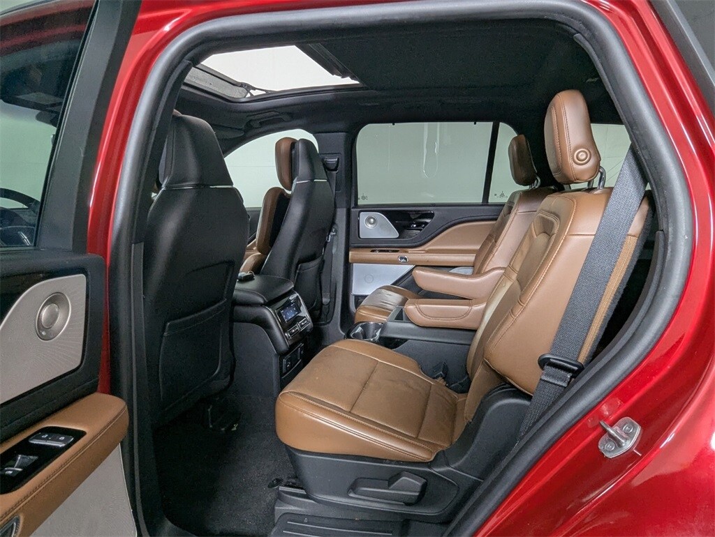 2020 Lincoln Aviator Reserve photo 19