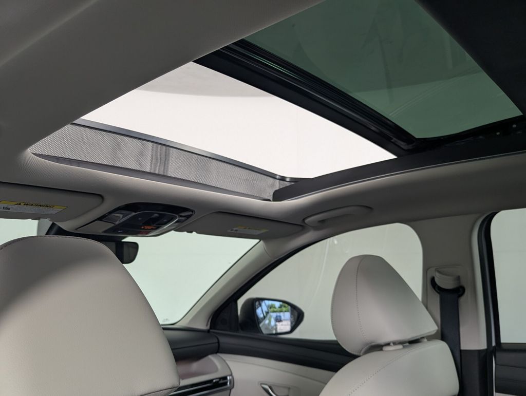 2025 Hyundai Tucson Limited - Photo 26
