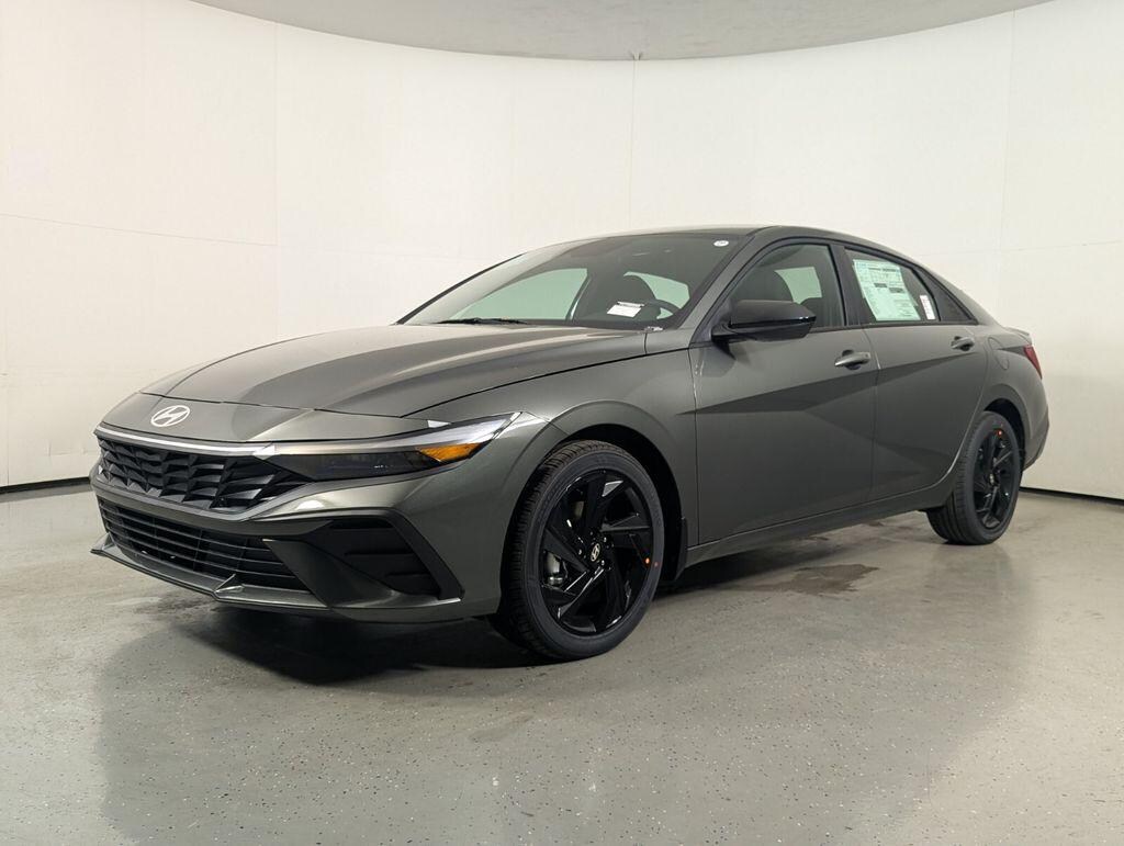 New 2026 Hyundai Elantra SEL Sport Sedan