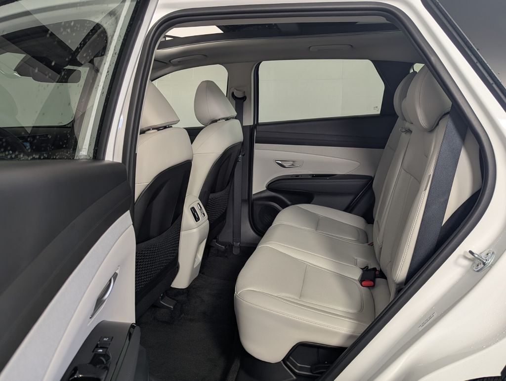 2025 Hyundai Tucson Limited - Photo 25