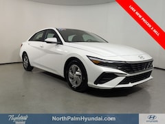 2025 Hyundai Elantra SE Sedan