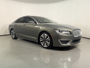 2017 Lincoln MKZ Reserve Sedan