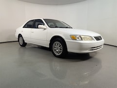 2000 Toyota Camry LE Sedan
