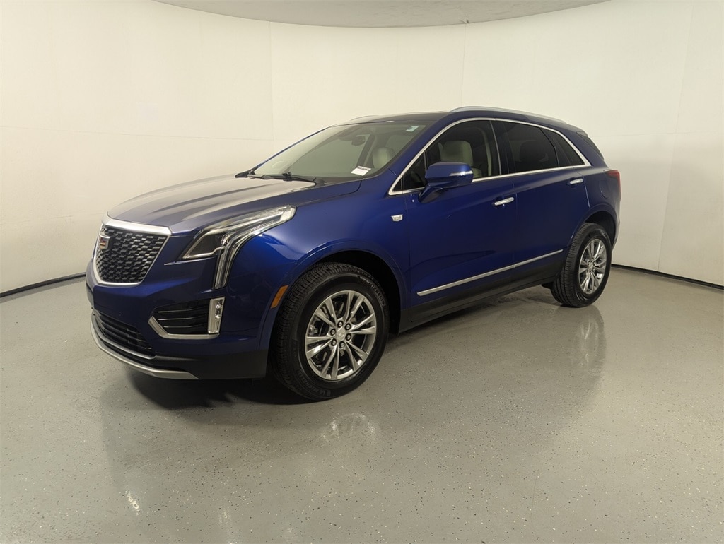 2023 Cadillac XT5 Premium Luxury photo 3
