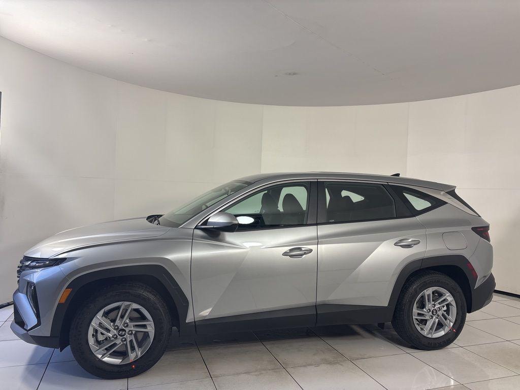 New 2026 Hyundai Tucson SE FWD SUV