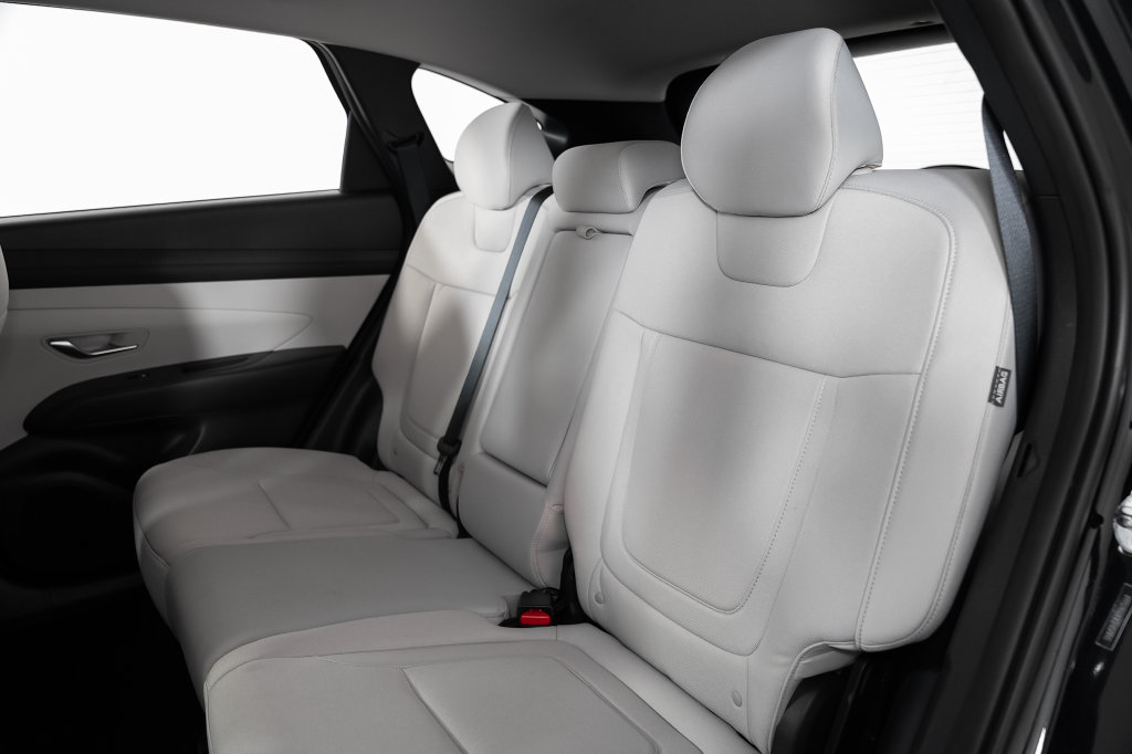 2026 Hyundai Tucson SE - Photo 22