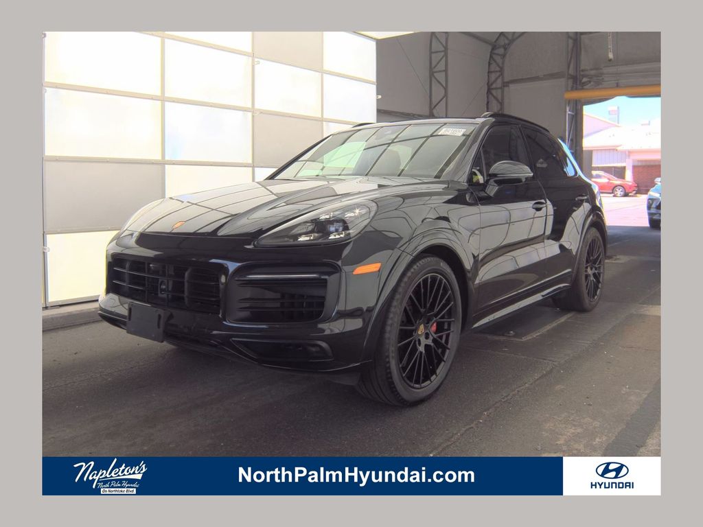 2021 Porsche Cayenne GTS