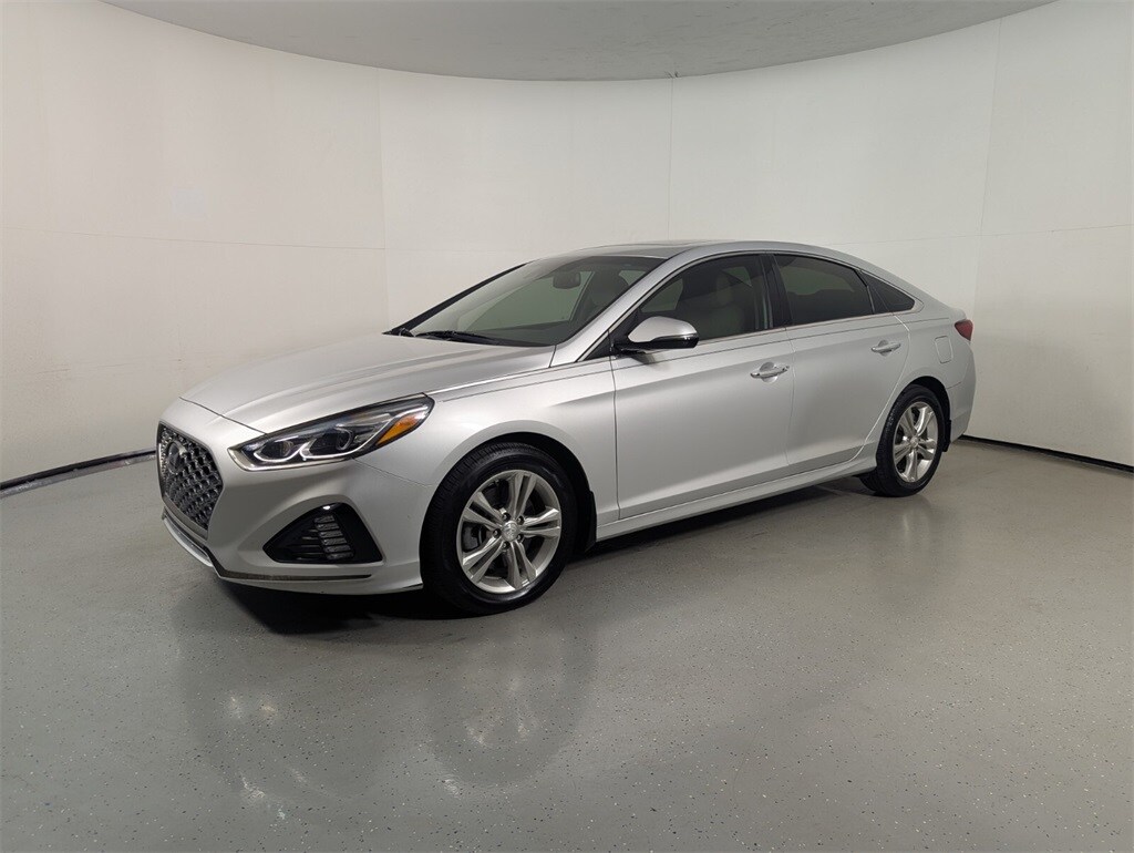 2019 Hyundai Sonata Limited photo 2
