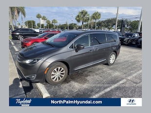 2018 Chrysler Pacifica Touring L Minivan/Van