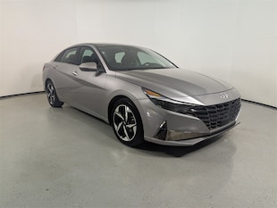 2023 Hyundai Elantra Limited Sedan