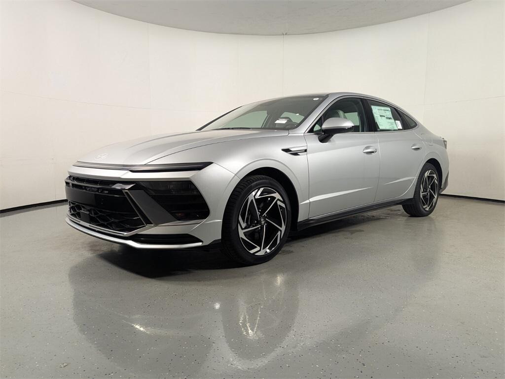 New 2026 Hyundai Sonata SEL Sport Sedan