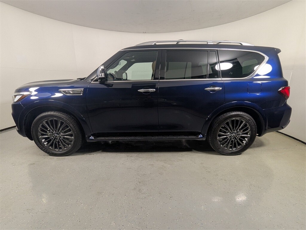 2023 Infiniti QX80 Sensory photo 2