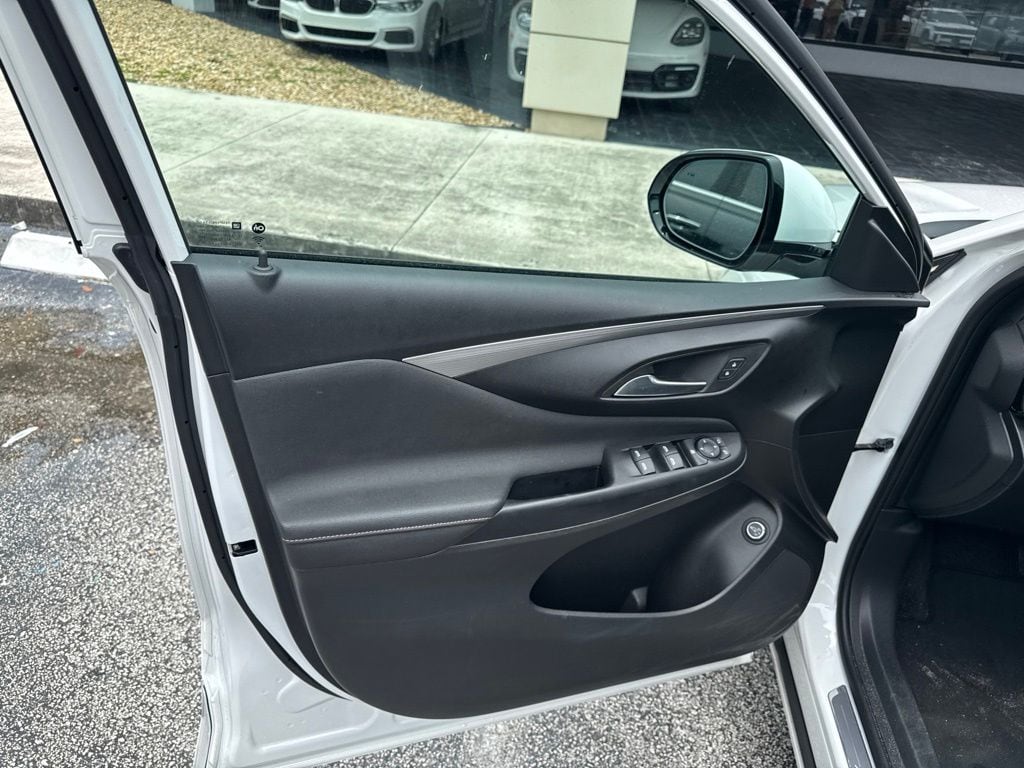 2024 Buick Envista Avenir - Photo 18