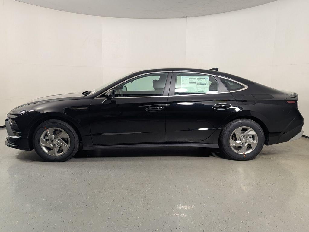 New 2026 Hyundai Sonata SE Sedan