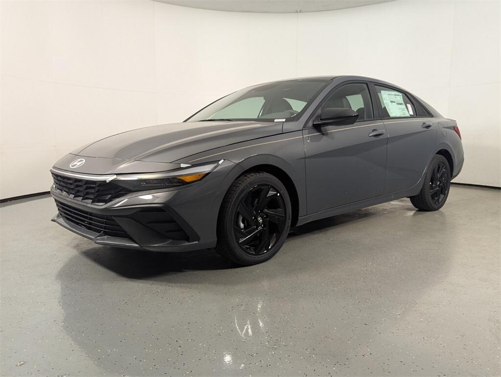 New 2026 Hyundai Elantra SEL Sport Sedan