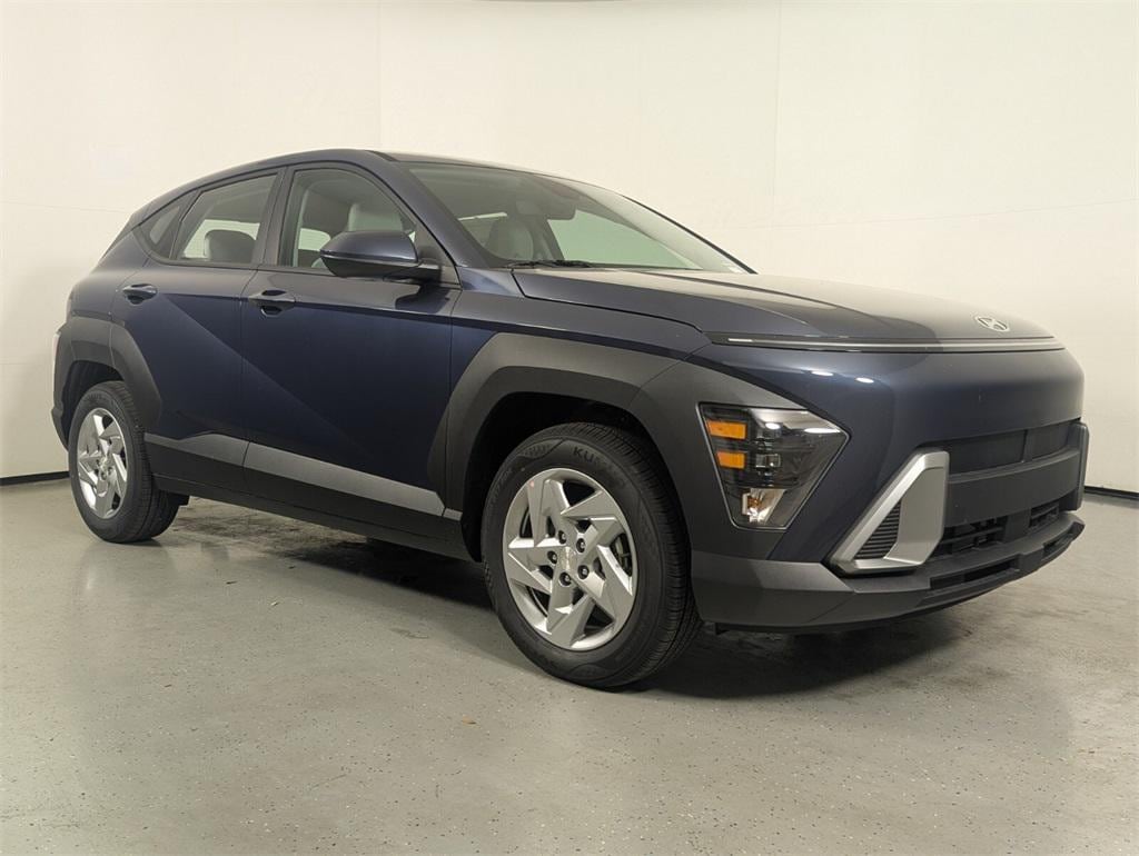 2026 Hyundai Kona SE's photo