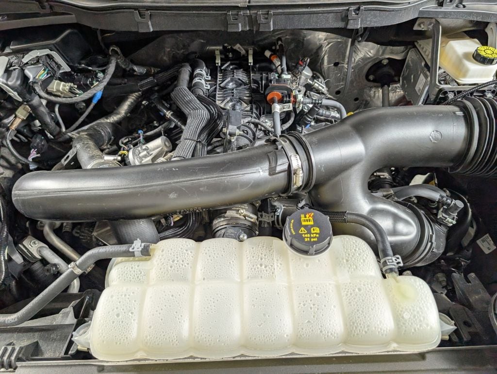 2025 Ford F-150 Lariat - Photo 12