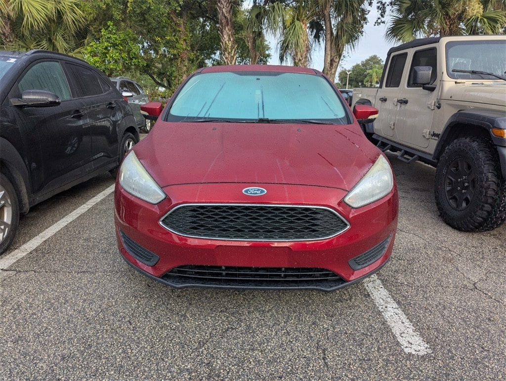 Used 2015 Ford Focus SE with VIN 1FADP3K20FL259551 for sale in Lake Park, FL