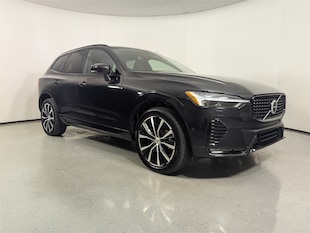 2024 Volvo XC60 B5 Plus Dark Theme SUV