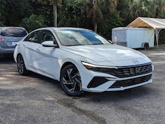 2025 Hyundai Elantra SEL Convenience Sedan