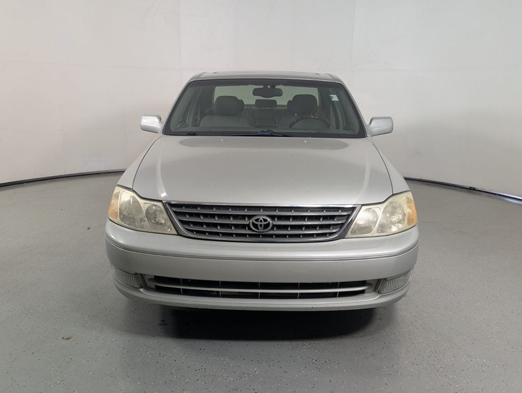 Used 2003 Toyota Avalon XLS with VIN 4T1BF28BX3U274498 for sale in Lake Park, FL