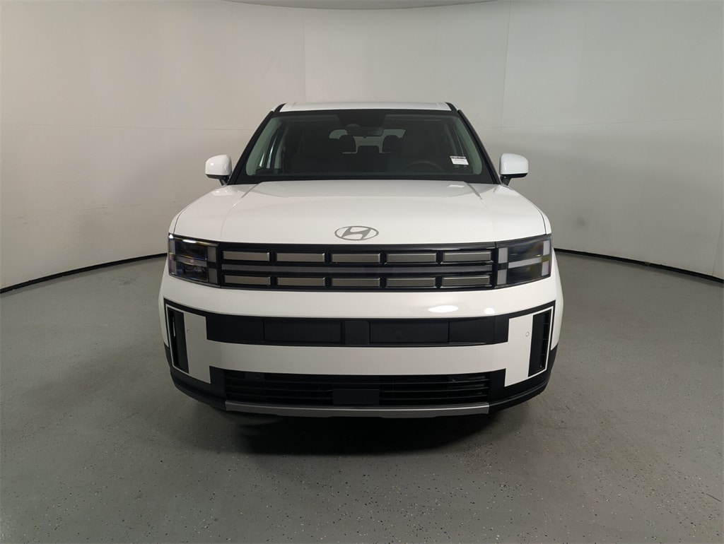 2026 Hyundai Santa Fe SE photo 2