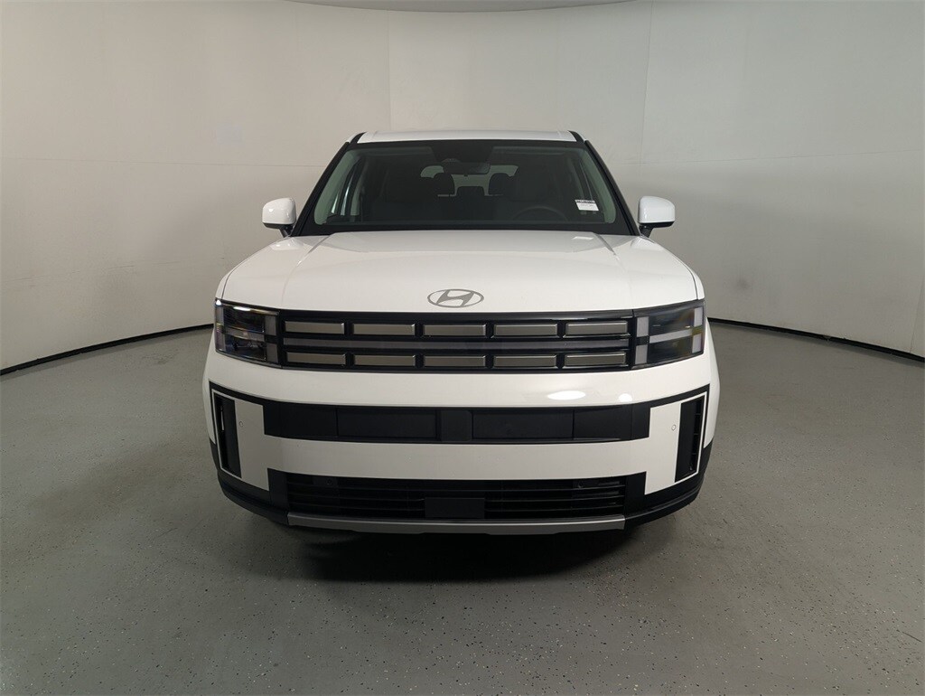 2026 Hyundai Santa Fe SE photo 2