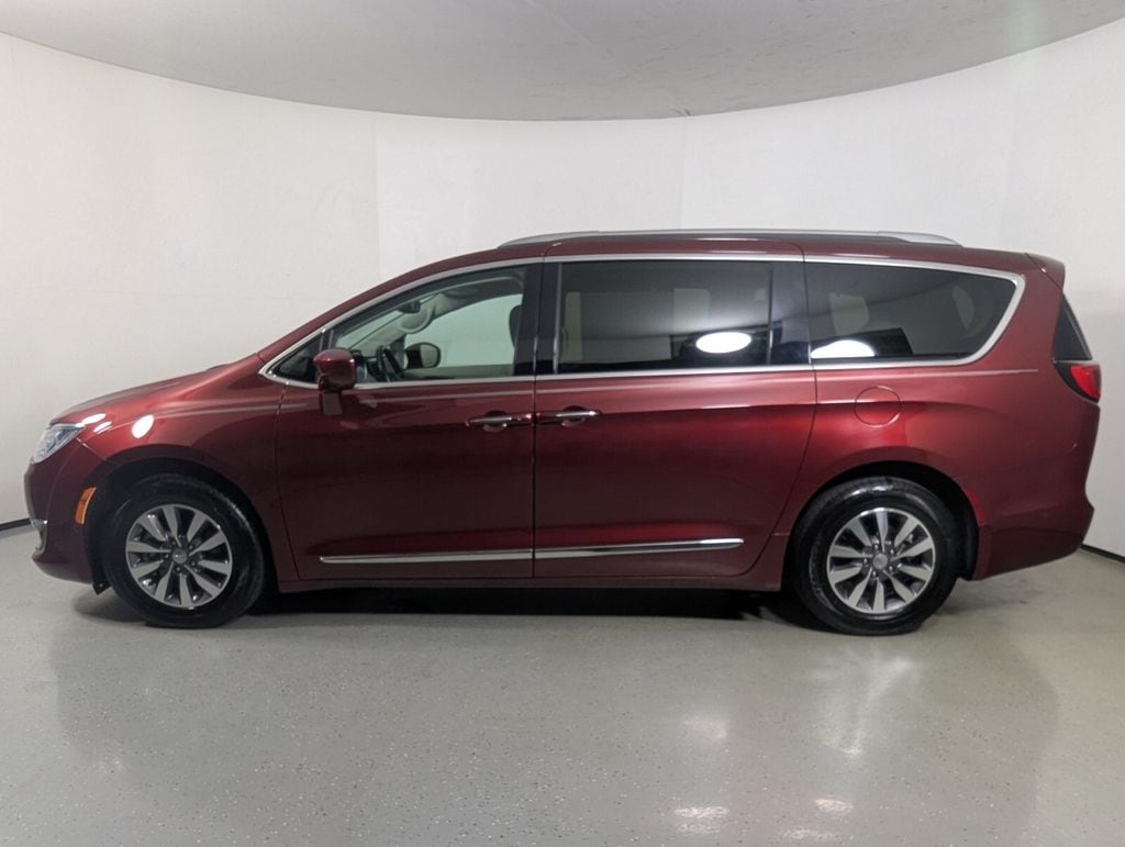 Used 2020 Chrysler Pacifica Touring L Plus Minivan/Van