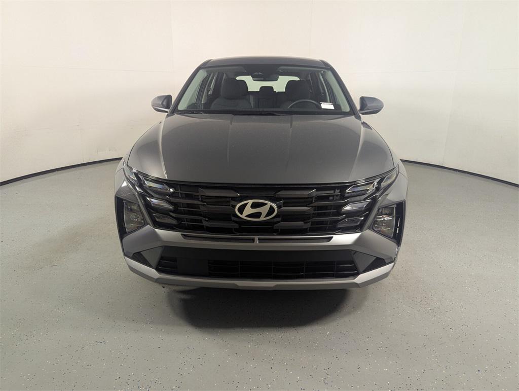 2025 Hyundai Tucson SE photo 2