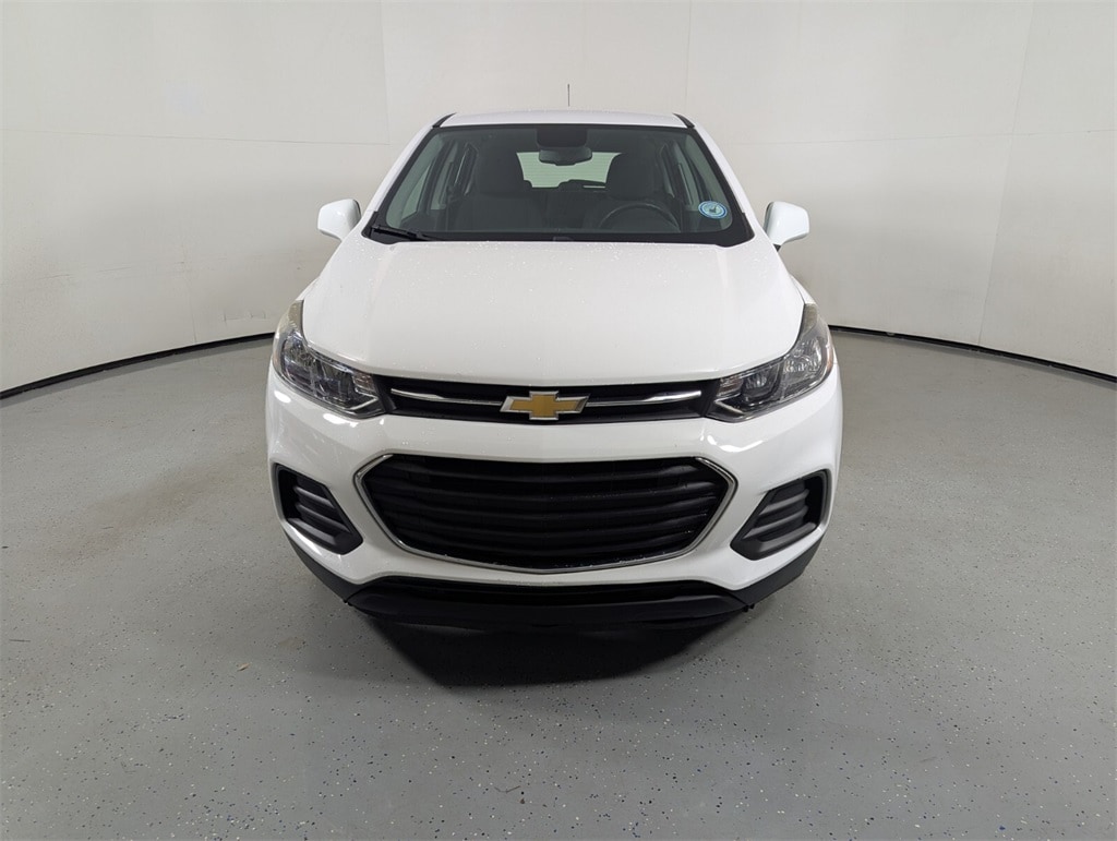 Used 2019 Chevrolet Trax LS with VIN 3GNCJKSB1KL140981 for sale in Lake Park, FL
