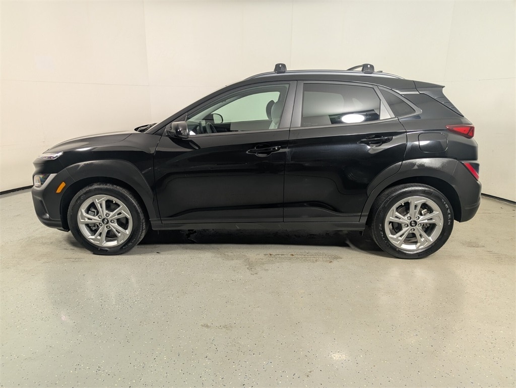 2023 Hyundai Kona SEL photo 2