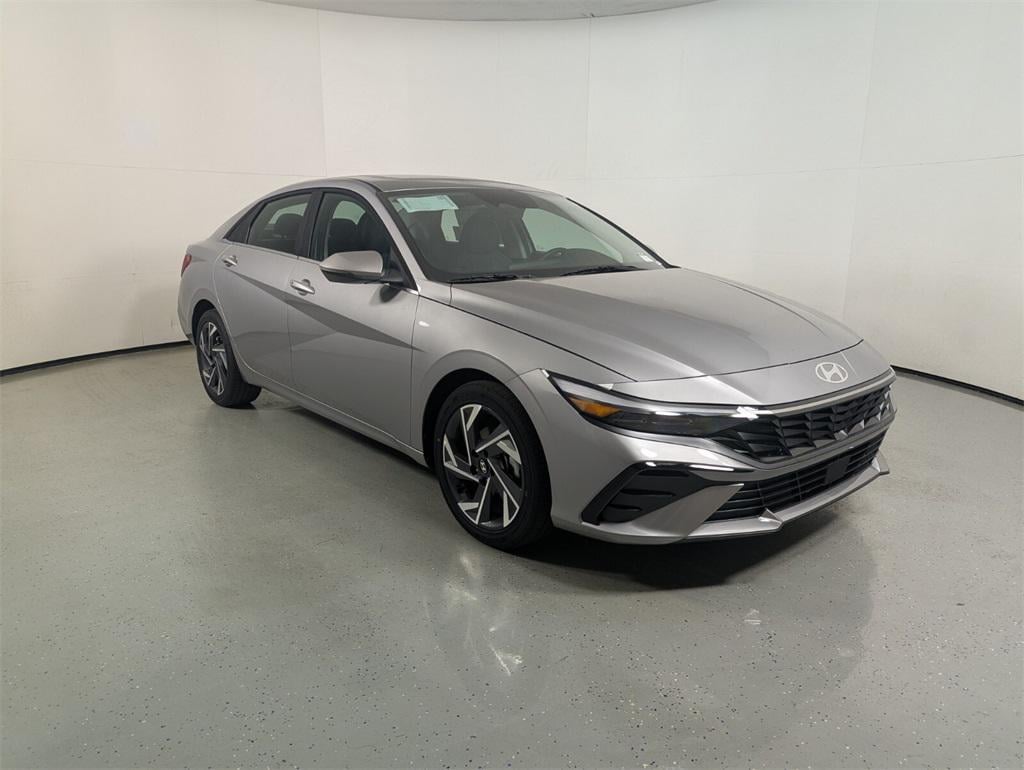 2026 Hyundai Elantra Sedan 