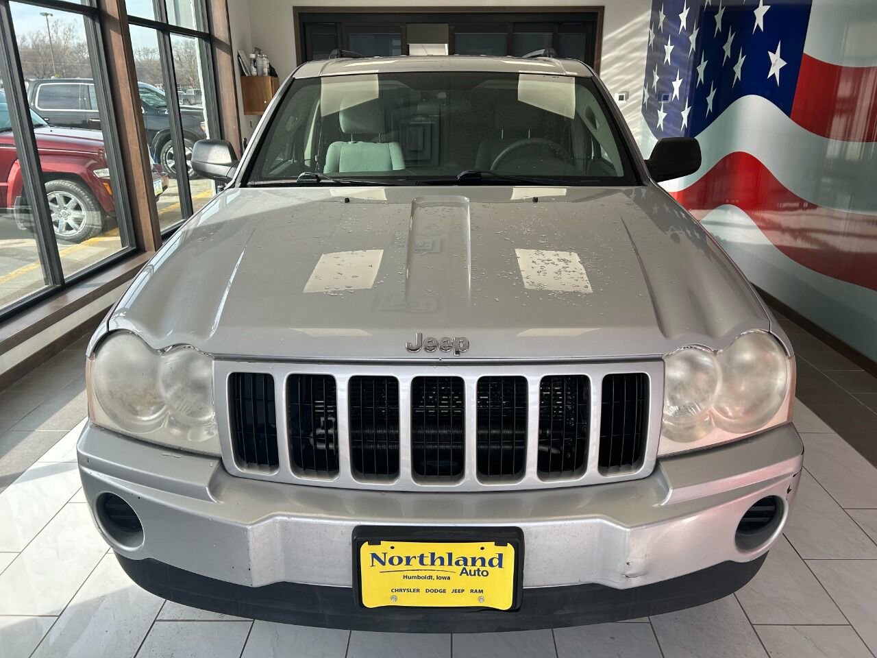 Used 2007 Jeep Grand Cherokee Laredo with VIN 1J8GR48K27C548682 for sale in Humboldt, IA