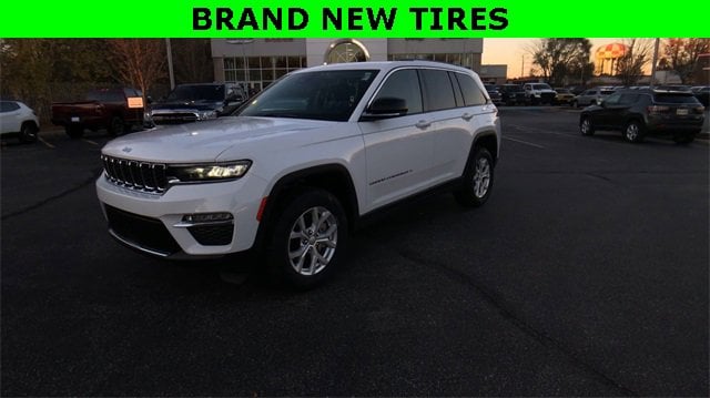 Certified 2023 Jeep Grand Cherokee Limited with VIN 1C4RJHBG4PC529747 for sale in North Olmsted, OH