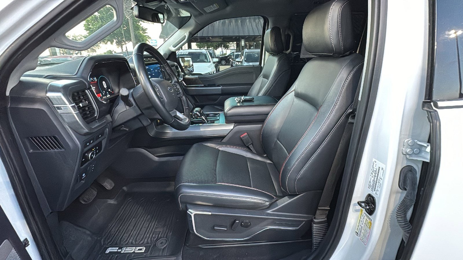 2023 Ford F-150 Lariat - Photo 14