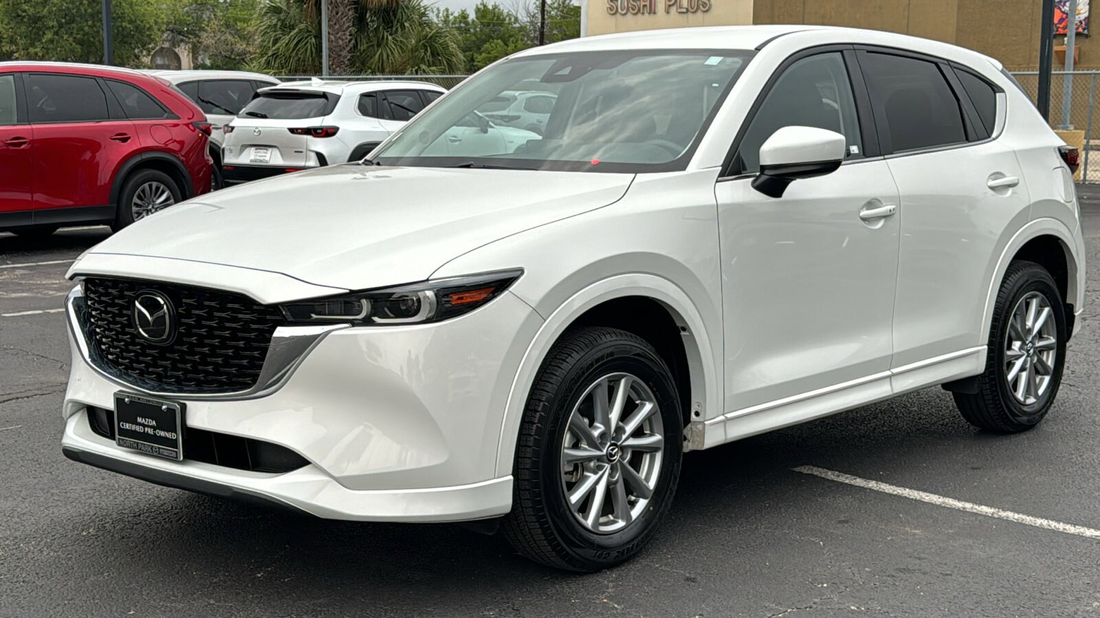2025 Mazda CX-5 2.5 Select photo 3