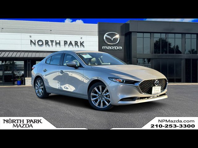 2026 Mazda Mazda3 Preferred's photo