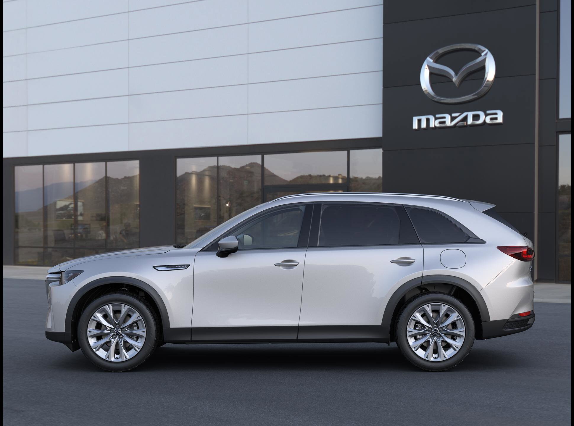2026 Mazda CX-90 3.3 Turbo Preferred photo 3