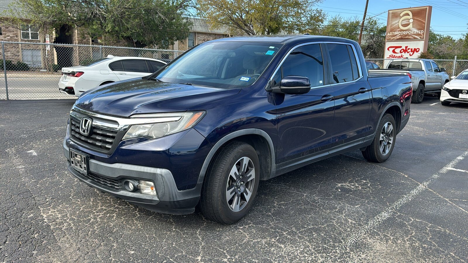 2019 Honda Ridgeline RTL-T photo 3