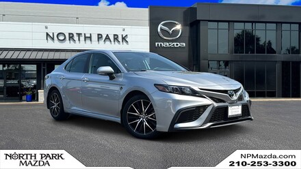 2024 Toyota Camry SE Sedan