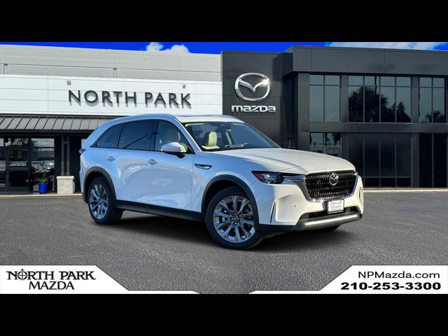 2026 Mazda CX-90 Preferred Package's photo