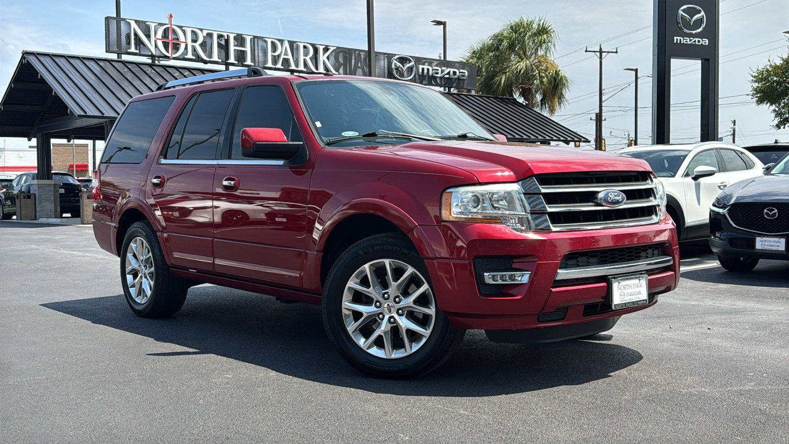 2017 Ford Expedition Limited photo 2