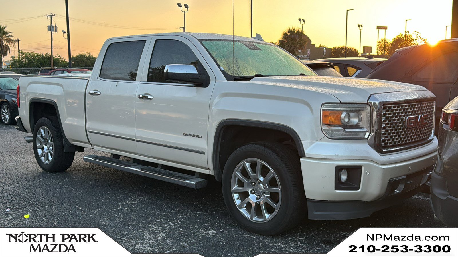 2015 GMC Sierra 4WD Crew Cab Standard Box's photo