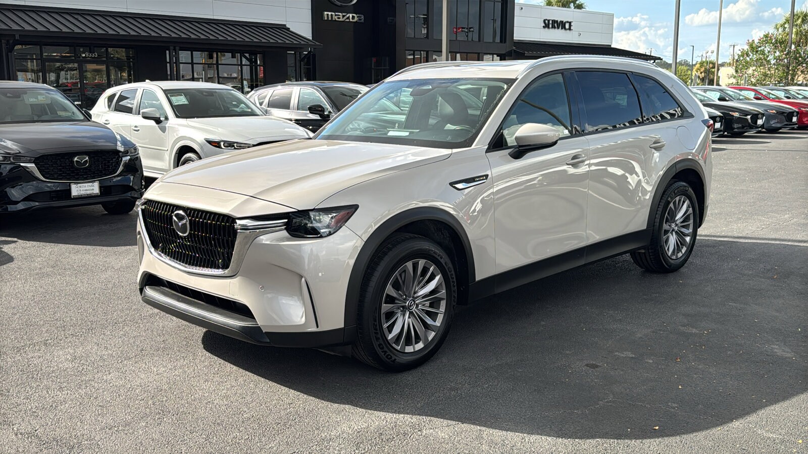 2025 Mazda CX-90 Preferred photo 4