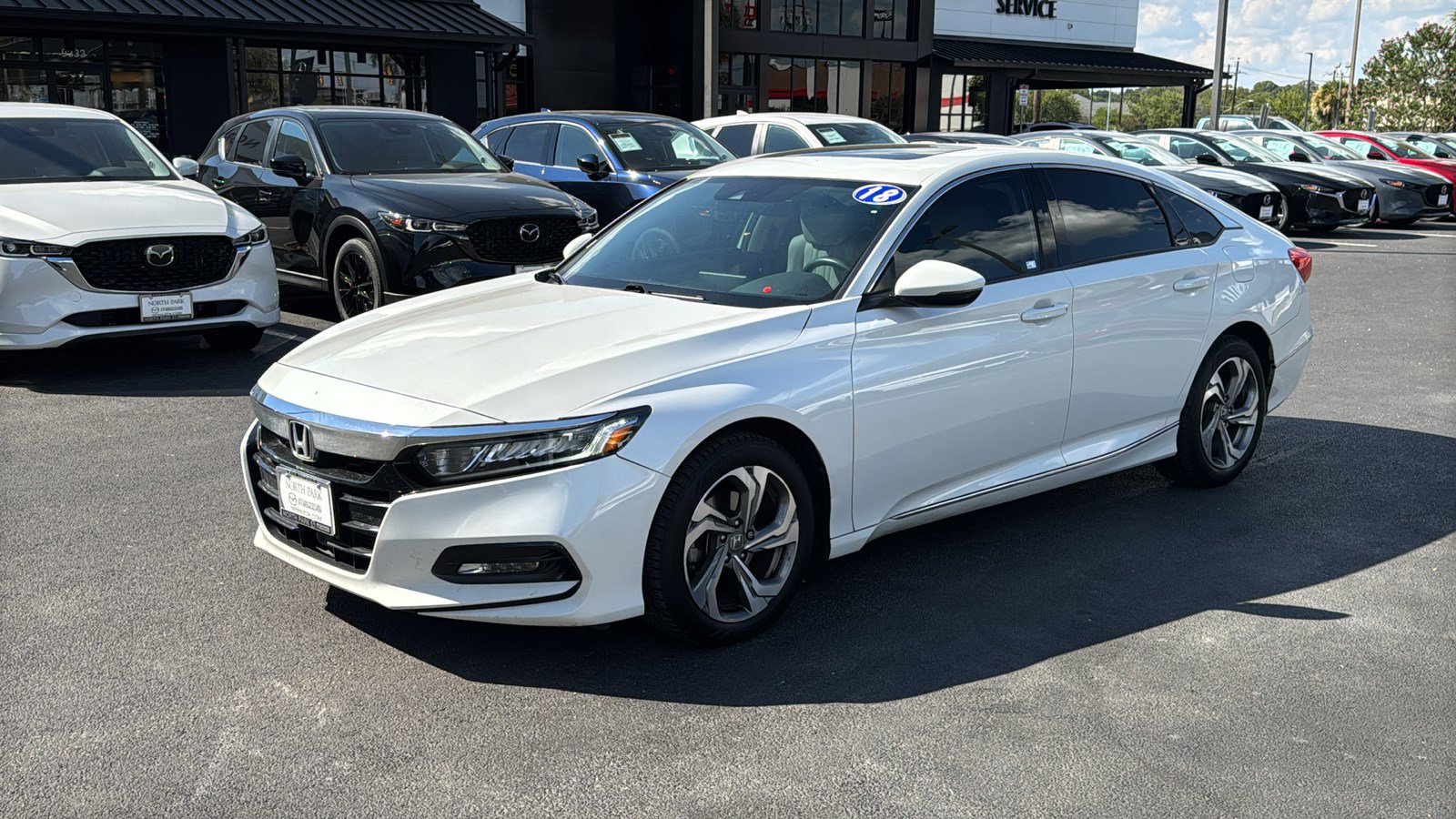 2018 Honda Accord EX-L 1.5T photo 4