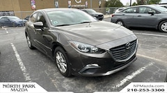 2014 Mazda Mazda3 i Touring Hatchback