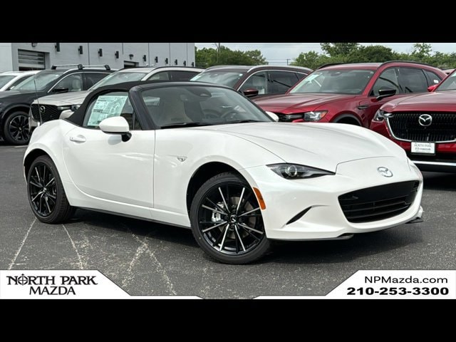 2026 Mazda MX-5 Miata Grand Touring Auto's photo